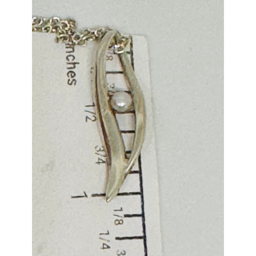 Kit Heath Sterling Pearl Leaf Pendant Necklace KH 18" - Picture 5 of 8